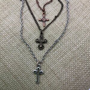 Premier Designs Vintage Mixed Metals Simple Truth Three Crosses Chain Necklace
